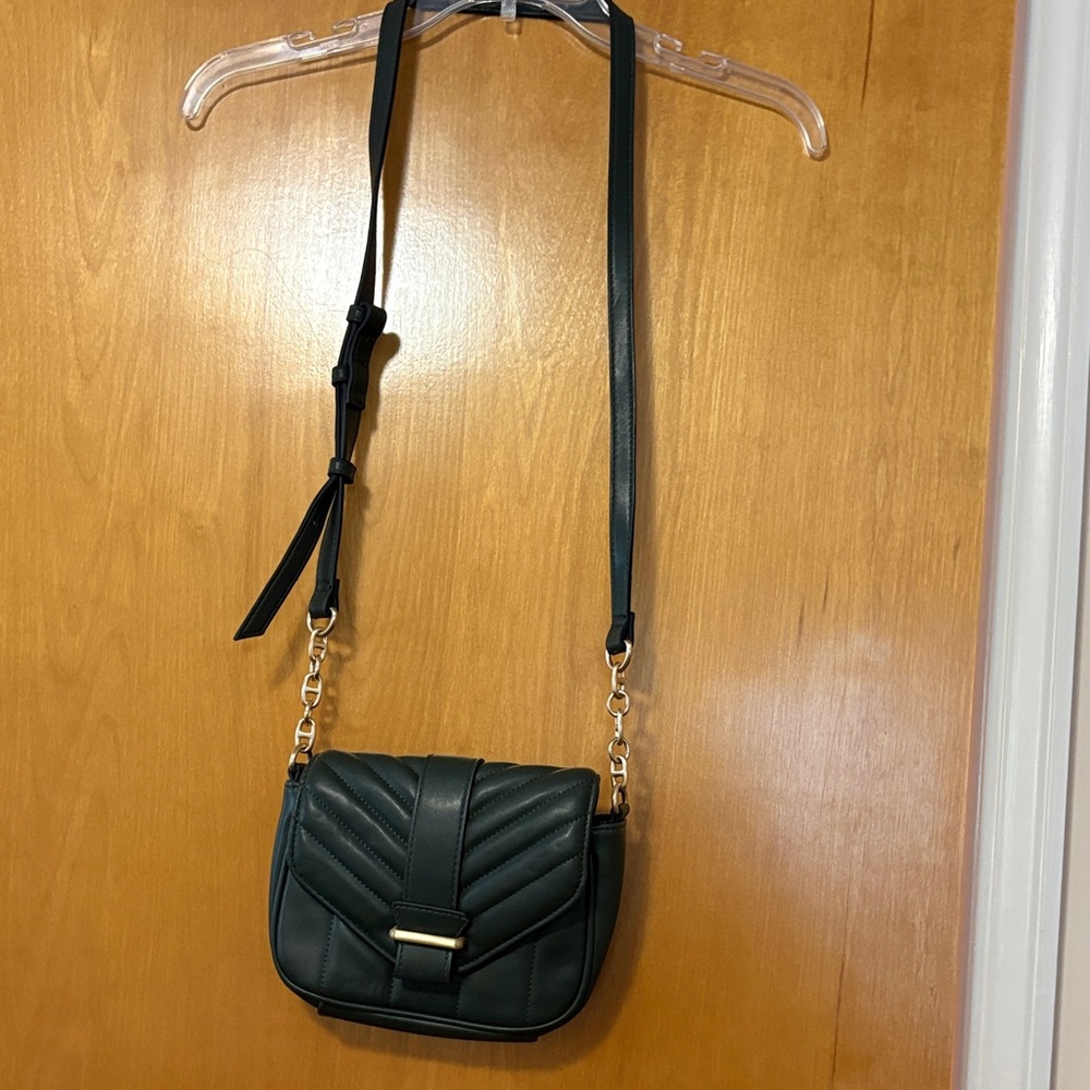 Chic Quilted Green Crossbody Bag
